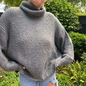 grey Zara turtleneck sweater